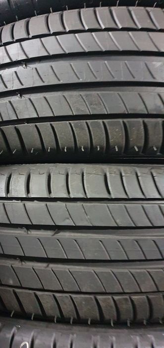 Pneus  215/65/17