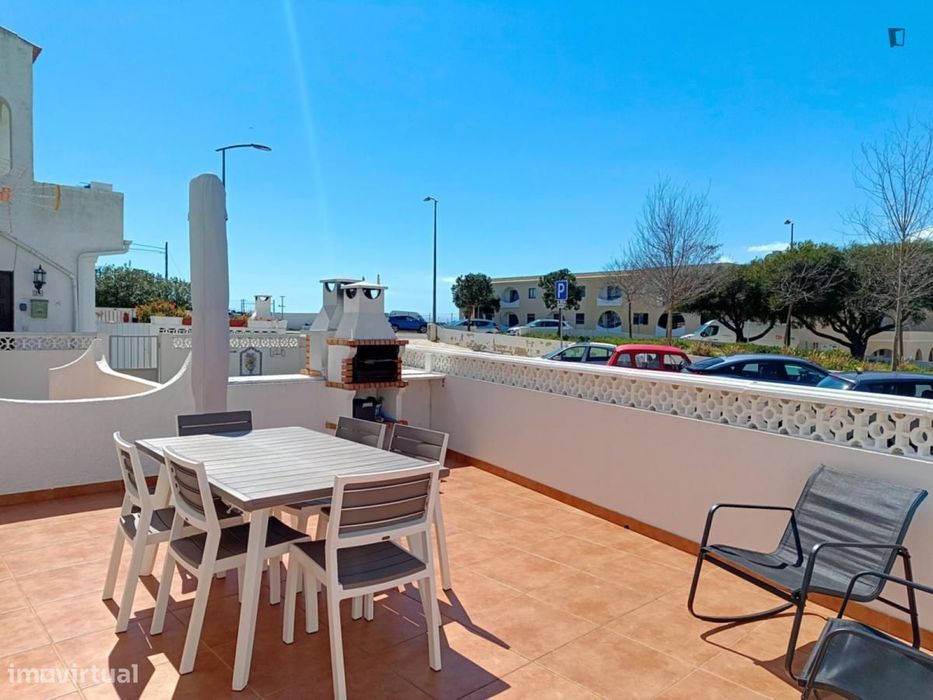 Apartamento com 2 quartos - localizado em Carvoeiro