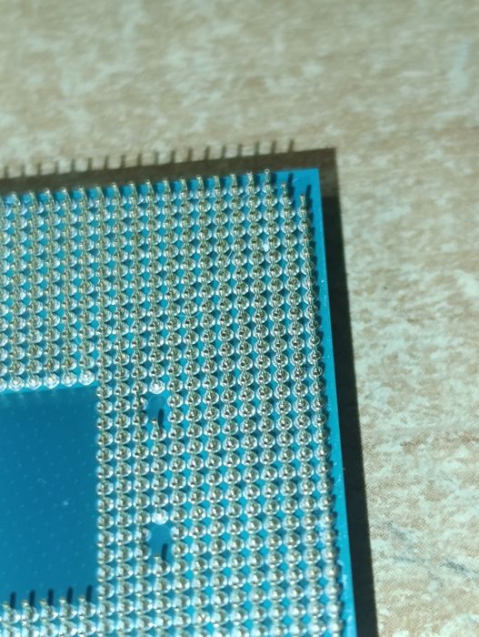 Процессор Ryzen 7 2700