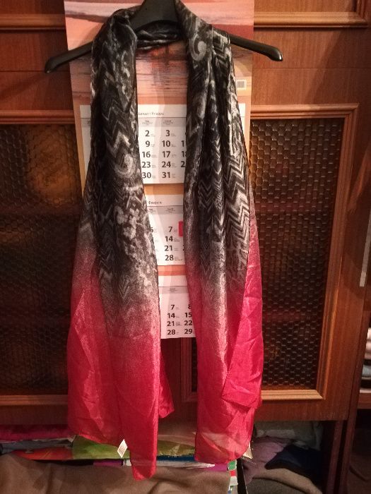 Nowe eleganckie szale i chusty