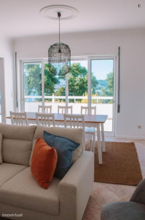 Apartamento com 4 quartos - localizado em Viana do castelo