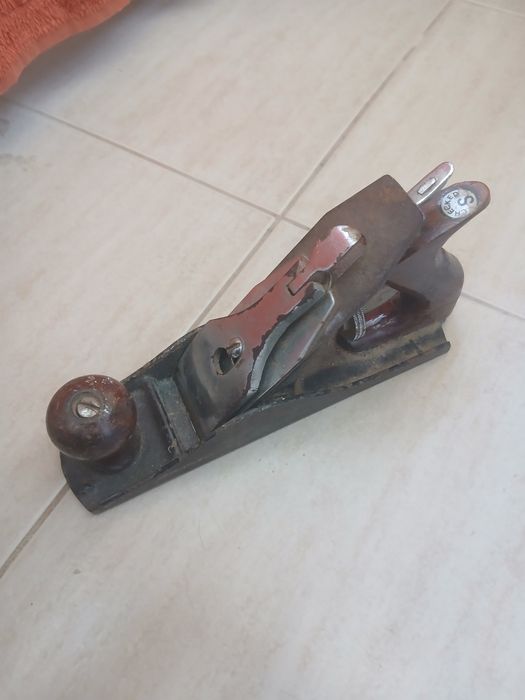 Rerbarbadora+ berbequim com martelo + tik tik e plaina  manual