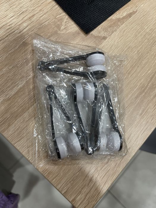 Багаторазова щітка очищувач для очищення лінз, різних окулярів