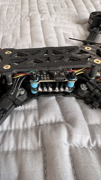 Продам FPV дрон фпв