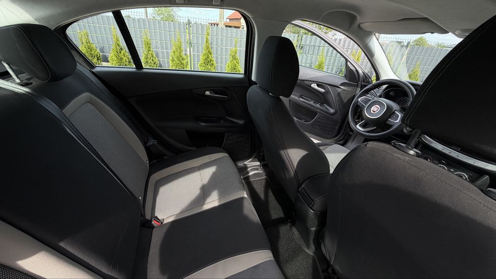 Автомобіль Fiat tipo