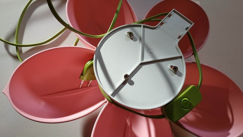 Vendo Candieiro juvenil de parede