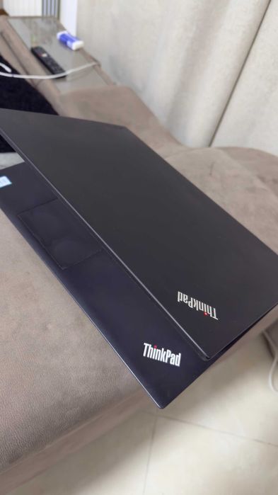 Portátil Lenovo i5 8250U 32GB RAM SSD NVMe 240GB