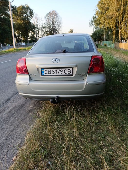 продам Toyota avensis 2003