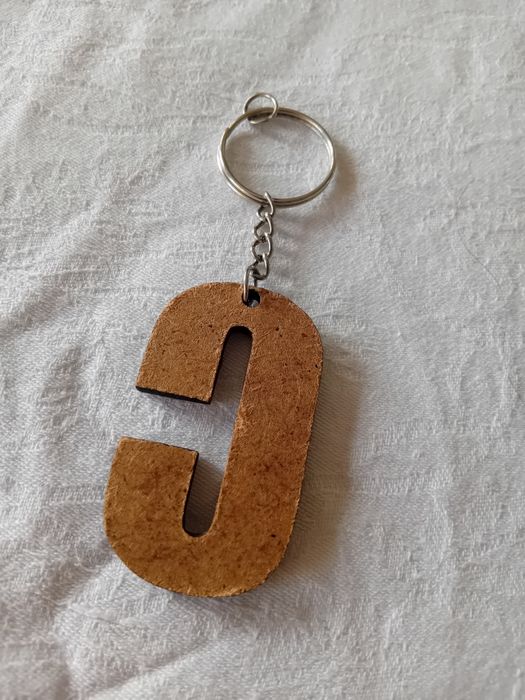 Porta chaves rosa letra C