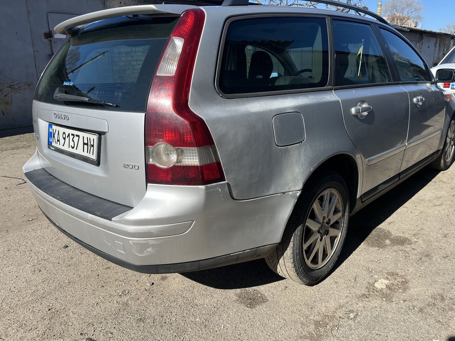 Volvo v50 2005 2.0d механіка
