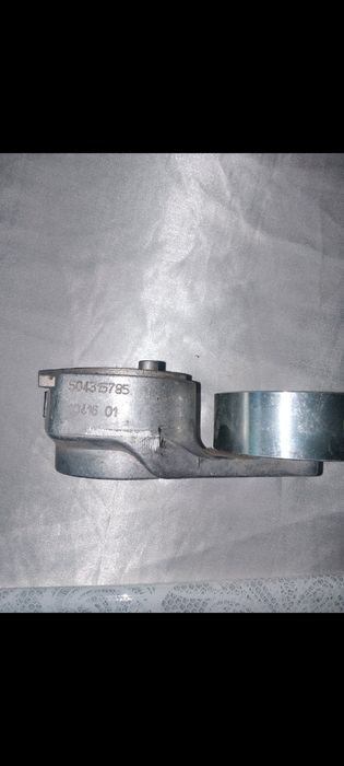 Продам амортизатори на case 3330  та іще деякі запчастини,