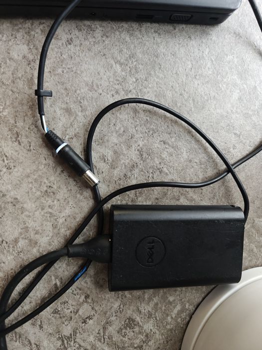 Laptop Dell  latitude 5580