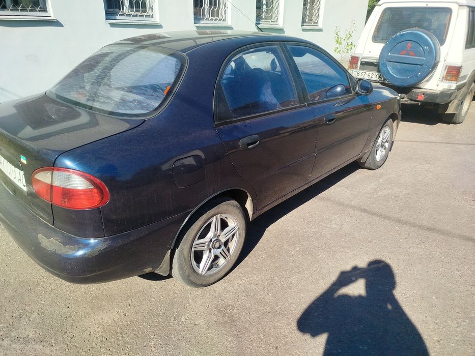 Продам гарний автомобіль сенс