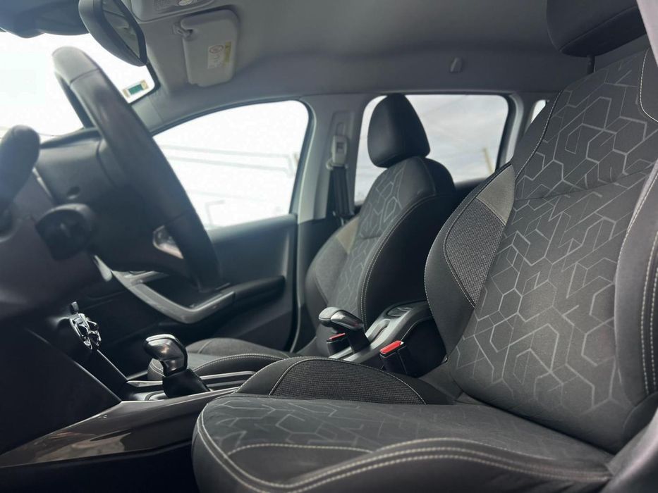 Peugeot 2008 1.2 PureTech Style