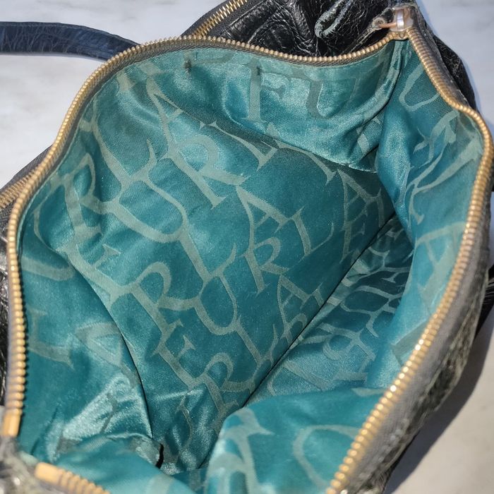Женская кожаная сумка FURLA.