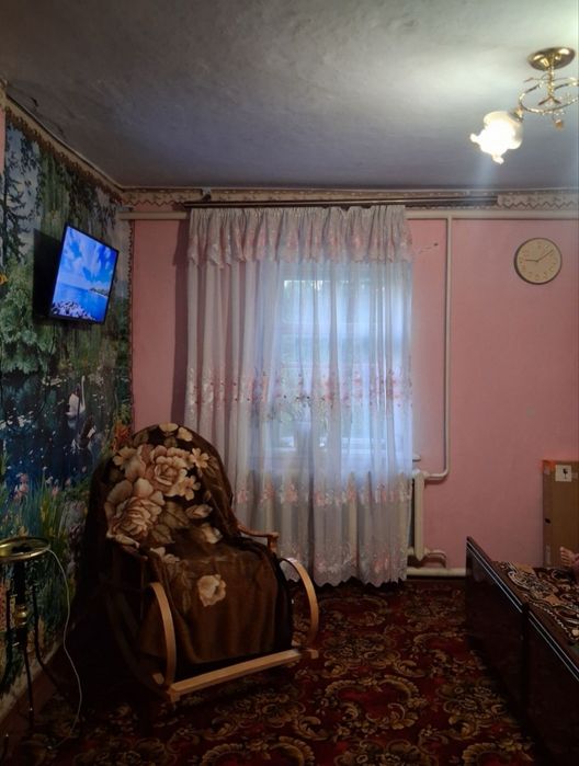 Продаж будинку з комунікаціями