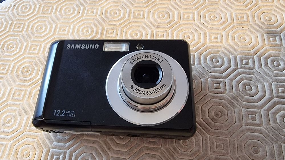 Máquina fotográfica Samsung ES1764284544739459123