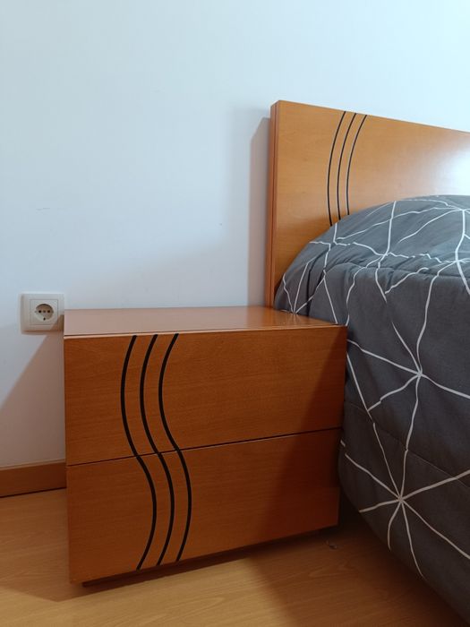 Quarto Completo em Cerejeira com Colchão Molaflex - Excelente estado!