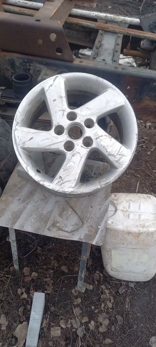 Титан колесо Мазда