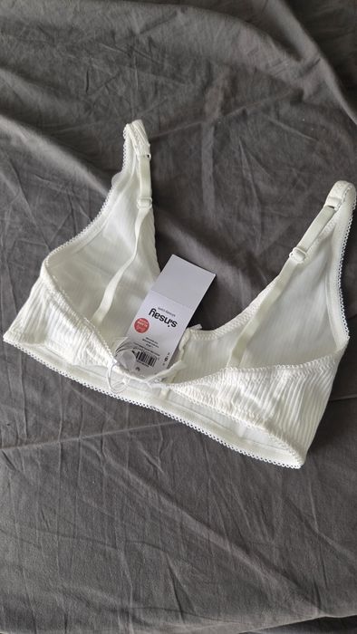 Топ новий білий жіночий