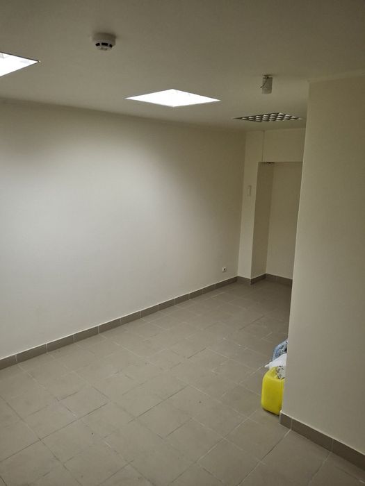 Продаж комерційного приміщення на вул. Словацького