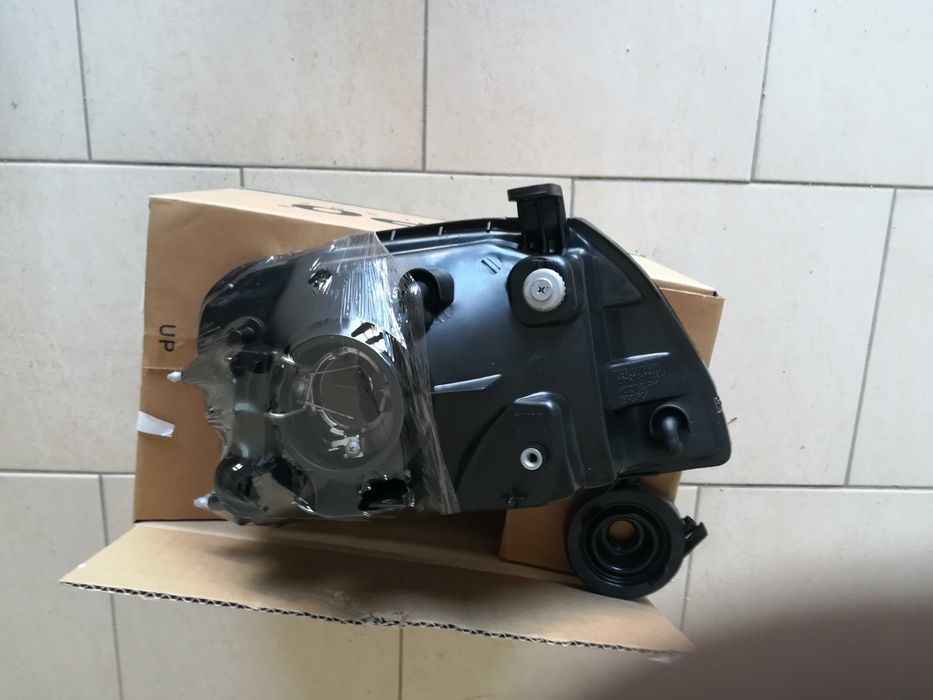 Material Novo e usado em bom estado