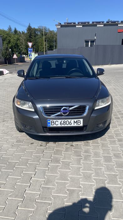 Продаю  Volvo v50