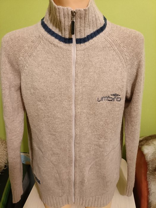 Sweterek wełniany Umbro
