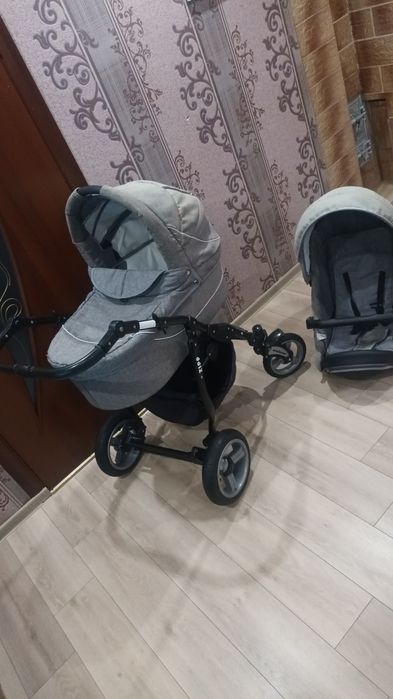 Продам каляску в хорошому та надійному стані!