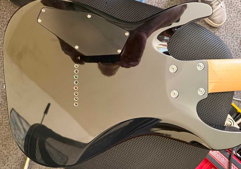 Guitarra ESP LTD H-208 8-String