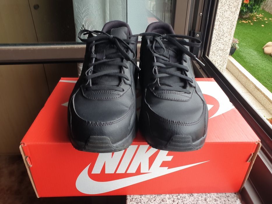 Nike Air Max Excee Leather