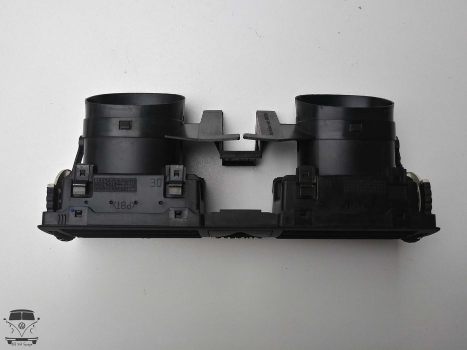 Решетки обдува воздуховод дефлектор Шкода Октавия Тур