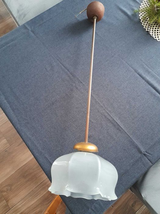 zabytkowa lampa sufitowa