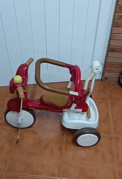 Triciclo da imaginarium muito robusto como novo