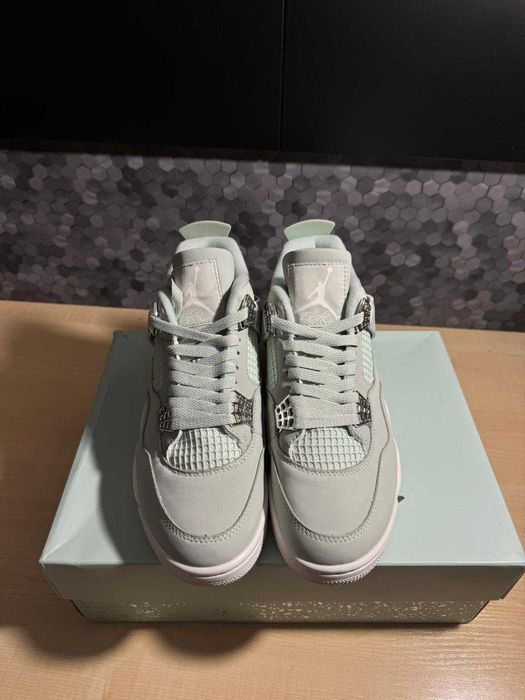 Air Jordan 4 retro
