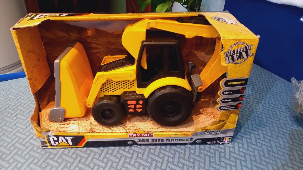 CAT бульдоер 33 cm