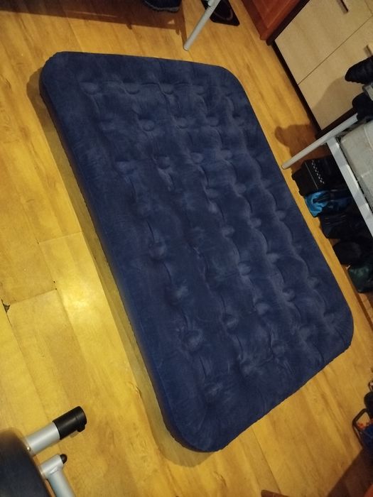 Materac + pompka na USB czytaj opis