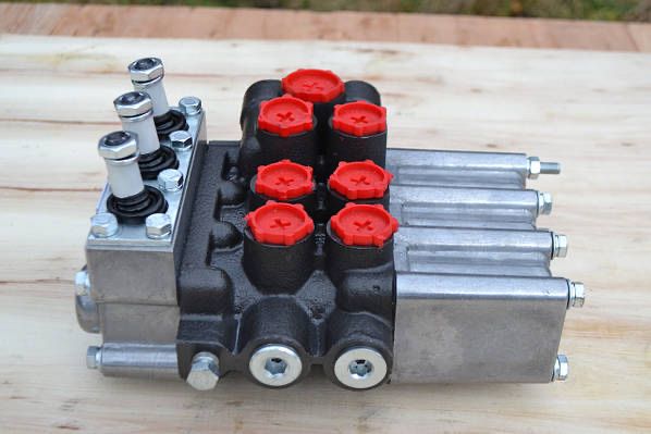 Гидрораспределитель МР/Р80 МТЗ ЮМЗ Т16/25/40/150 розподільник