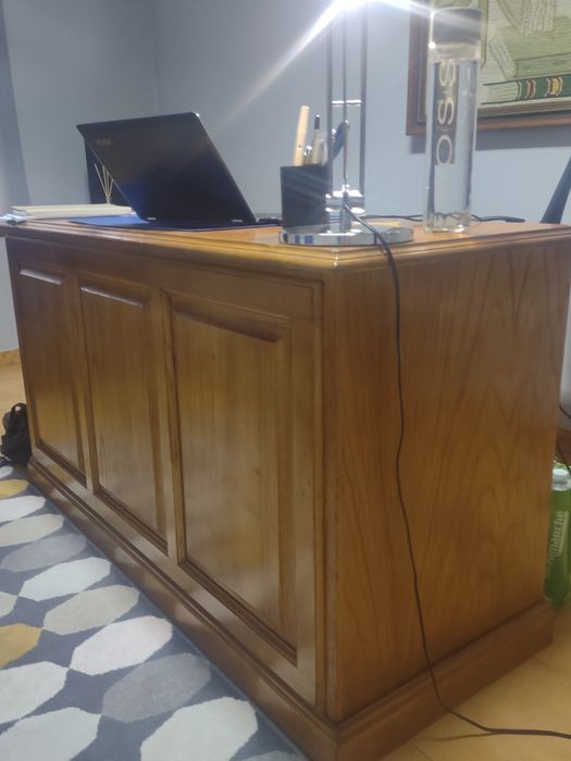 Secretaria madeira maciça