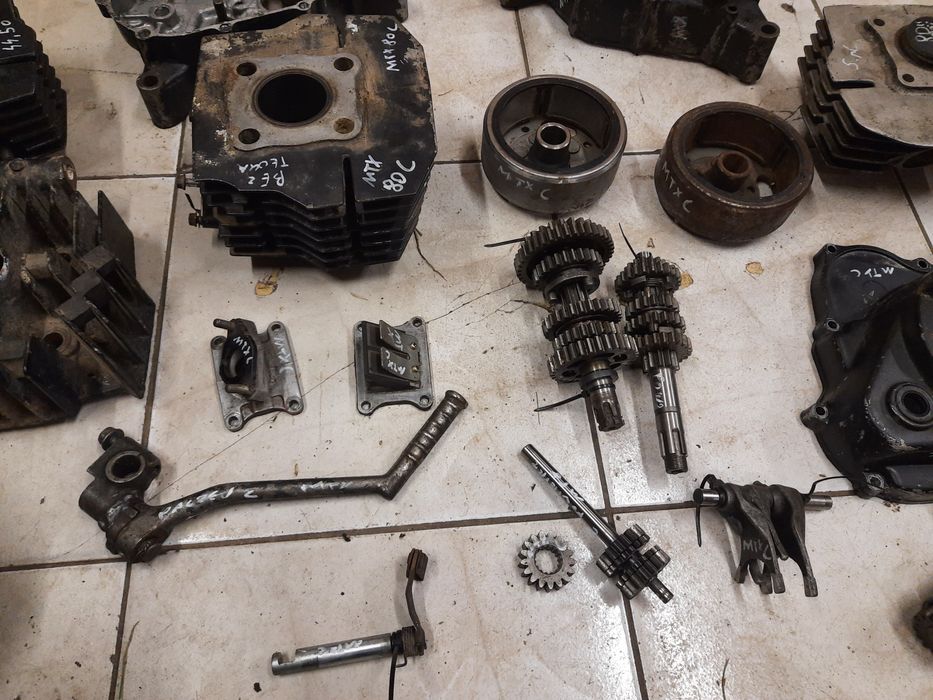 Honda Mtx 80 C silnik HD02E części cylinder magneto kopka karter  kapa