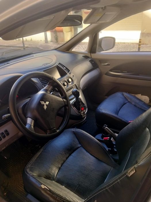 Mitsubishi grandis — photo 2