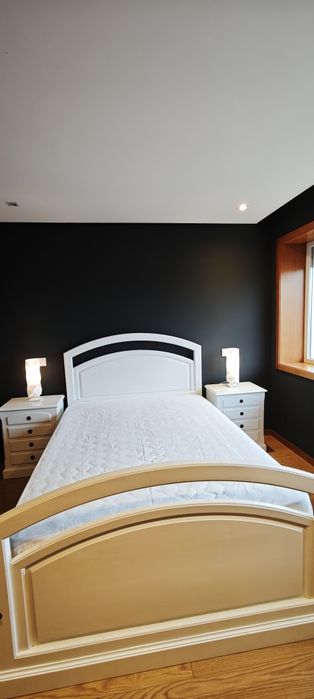 Cama Casal Madeira maciça branca