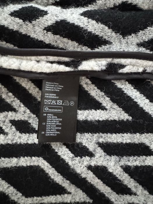 narzuta, sweter, kardigan bez zapięć