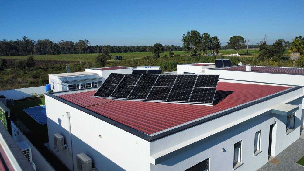 Sistema Solar com Bateria para Moradias (Projeto Completo)