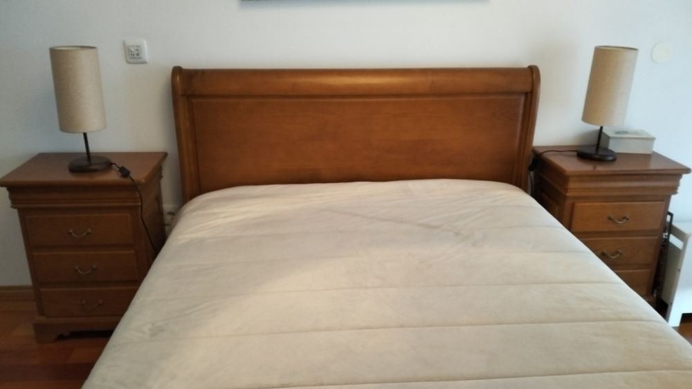 Quarto de casal , madeira cerejeira