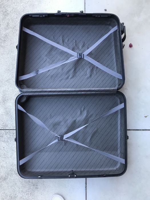 Mala viagem rigida (duas malas em ABS)