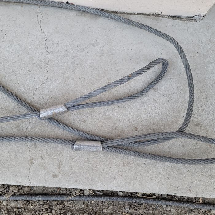 Liny stalowe nowe i używane.