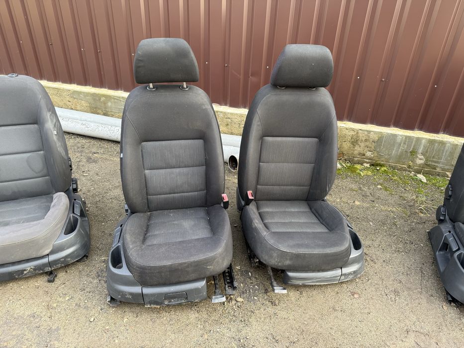 Сидіння шкода октавія а5 сиденья octavia a5 крісло салон сідушки skoda