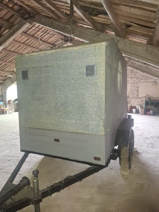 Прицеп двухосний.