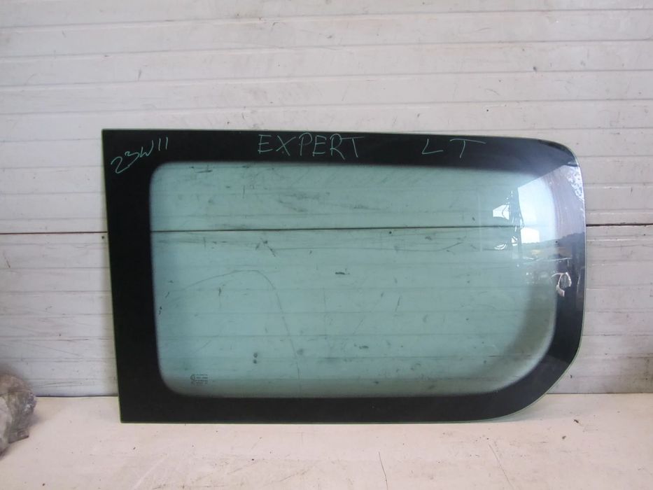peugeot expert-jumpy-scudo szyba lewy tył LONG